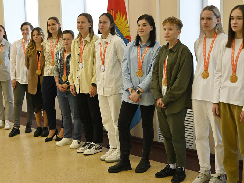 Теперь чемпионы
