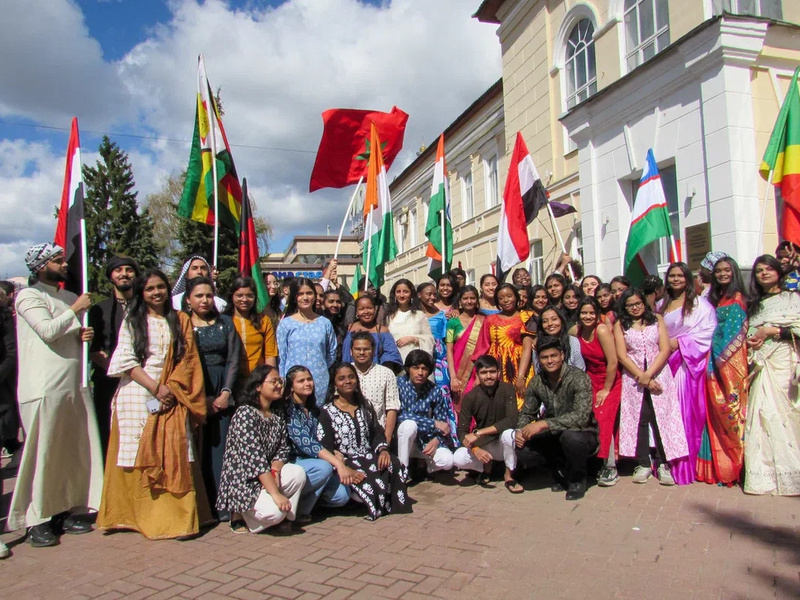 vderzhavinskomotmetilimezhdunarodnyydenkultury