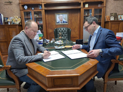 derzhavinskiyuniversitetiinstitutetnologiiiantropologiiimeninnmiklukhomaklayaranpodpisalisoglashenie