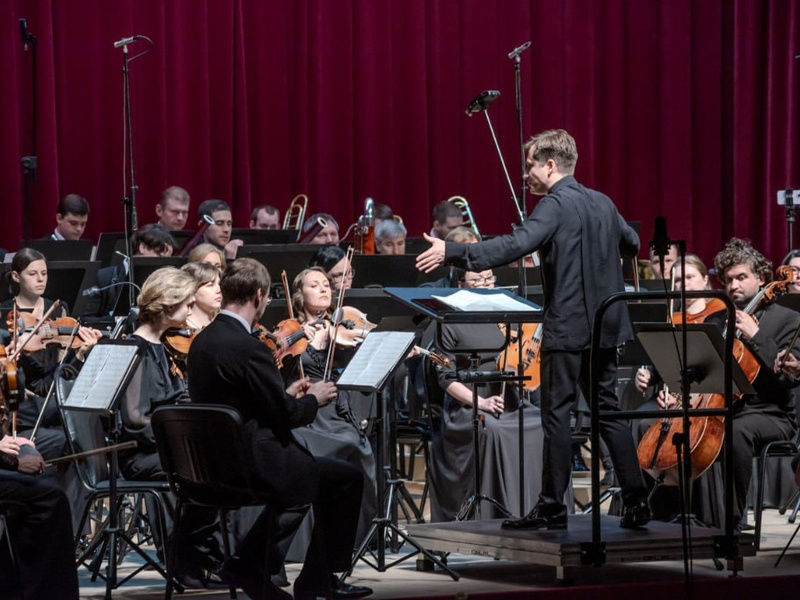symph_orkestr